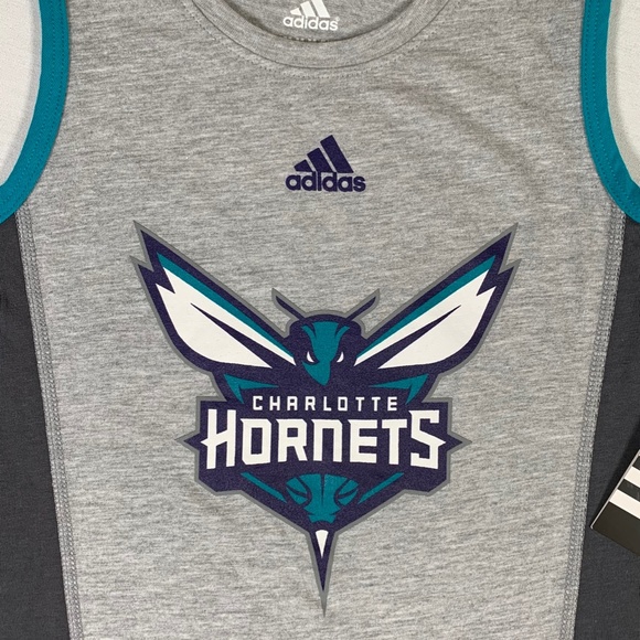 CHARLOTTE HORNETS SHIRT KIDS MEDIUM 5/6 NBA ADIDAS GRAY - Picture 2 of 8